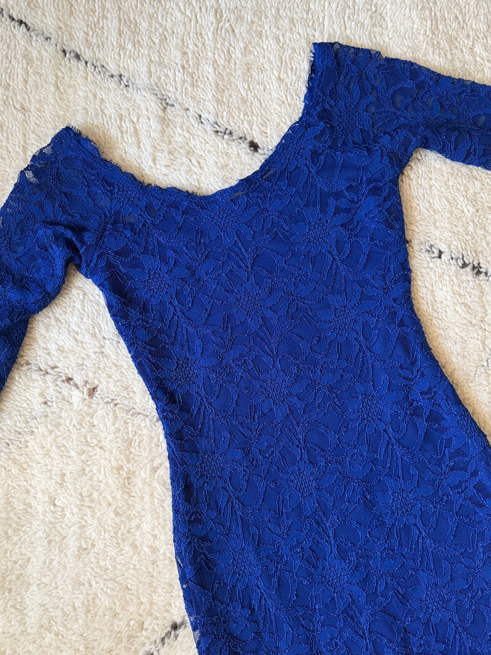 Royal Blue Lace Off-Shoulder Bodycon Dress